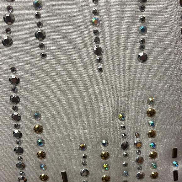 Cache white double layer V neck tank top with crystals and stone decoration - Picture 5 of 13